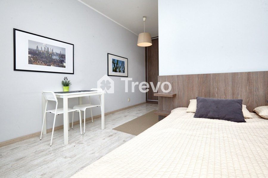 4 pokoje/ładna kamienica/parter/Stare Miasto - Gallery Image 7