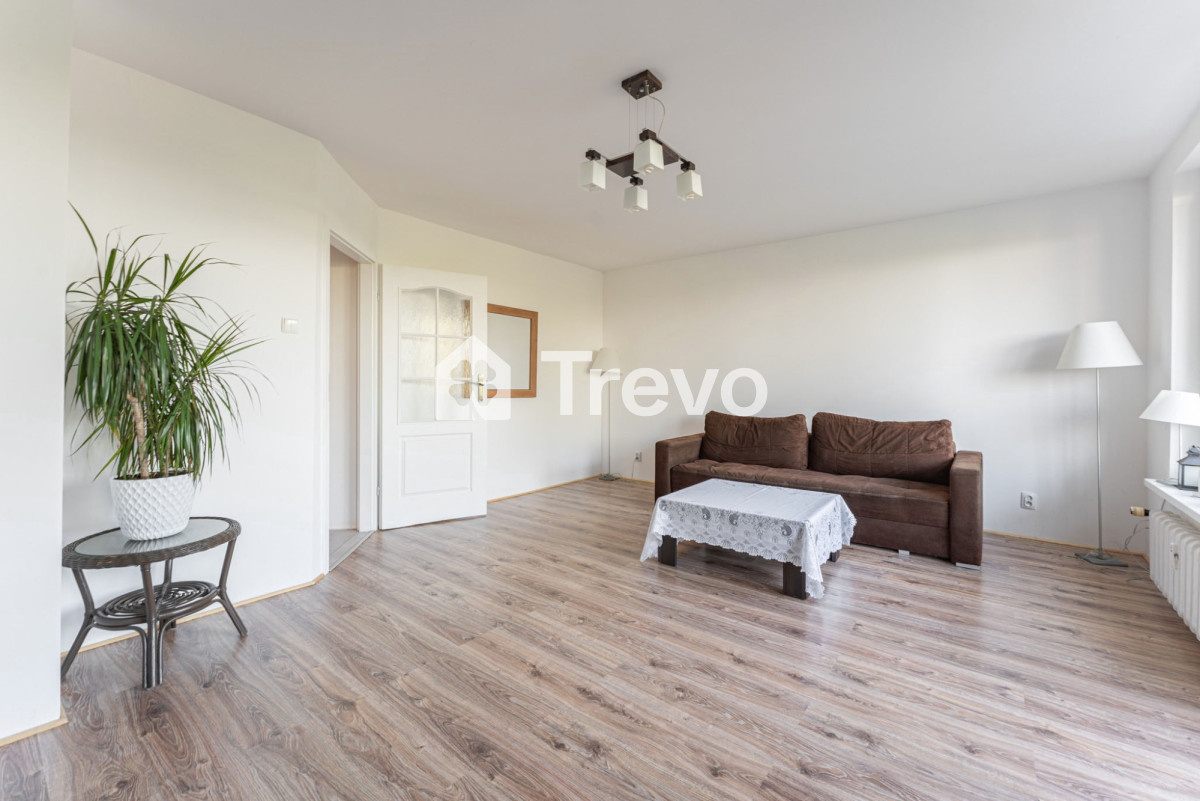 Rodzinne 4-pokojowe mieszkanie z dużym potencjałem - Gallery Image 4