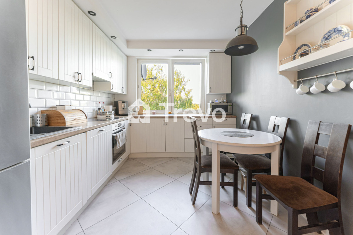 Rodzinne 4-pokojowe mieszkanie z dużym potencjałem - Gallery Image 7