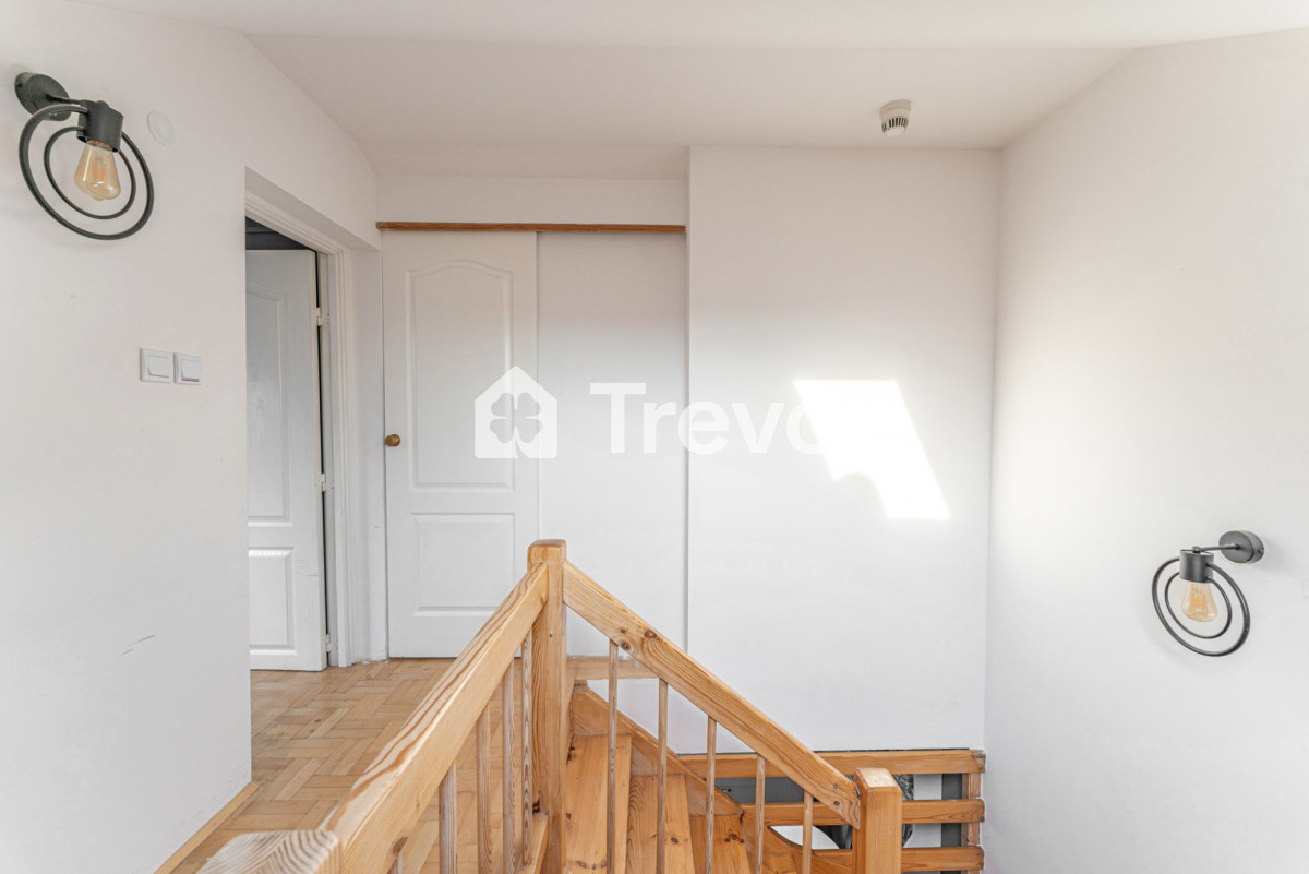 Rodzinne 4-pokojowe mieszkanie z dużym potencjałem - Gallery Image 21