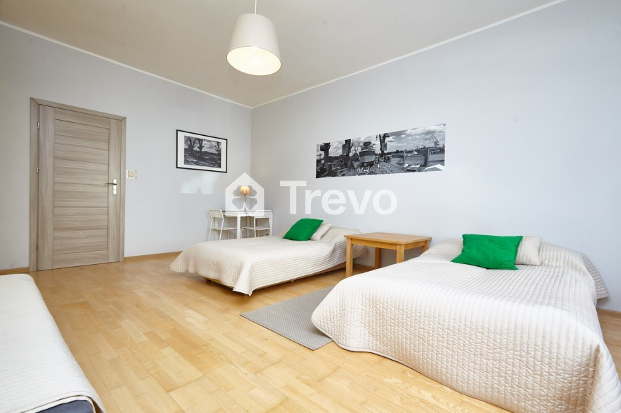 4 pokoje/ładna kamienica/parter/Stare Miasto - Gallery Image 10