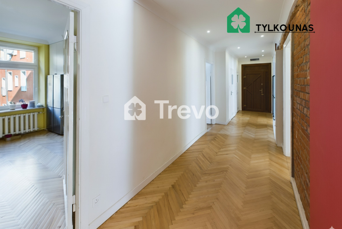 Klimatyczne | Centrum Wrzeszcz | 2 balkony | 1 p. - Gallery Image 2