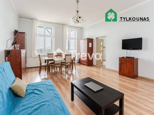 3 pokoje | Balkon 8 m² z widokiem | wysokie sufity