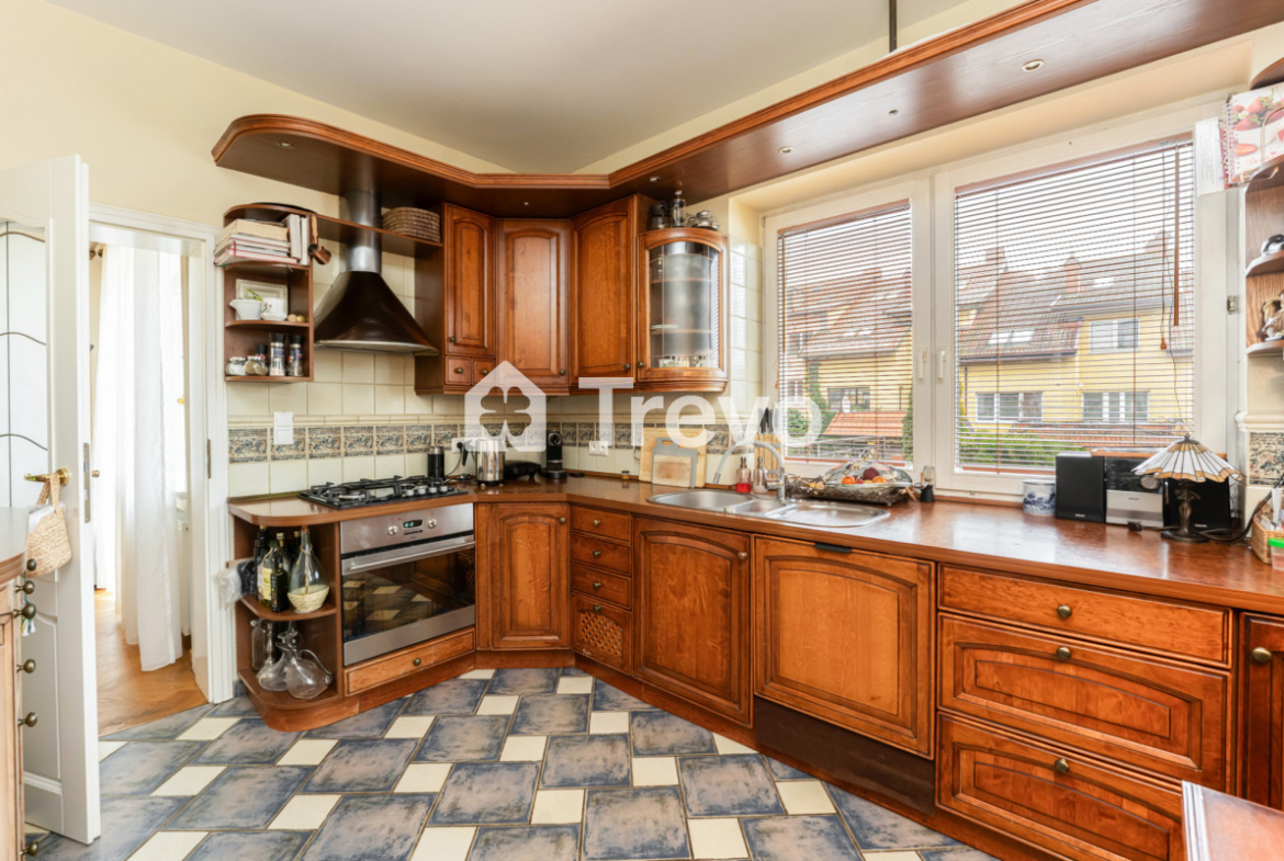 Cicha okolica | 4 kondygnacje | Skrajny segment - Gallery Image 6