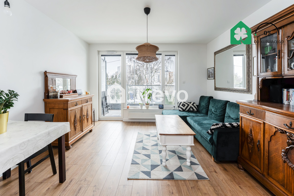 2 miejsca postojowe | Południowa strona | Balkon