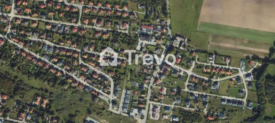 Media w drodze | Wśród zabudowy jednorodzinnej - Gallery Image 5