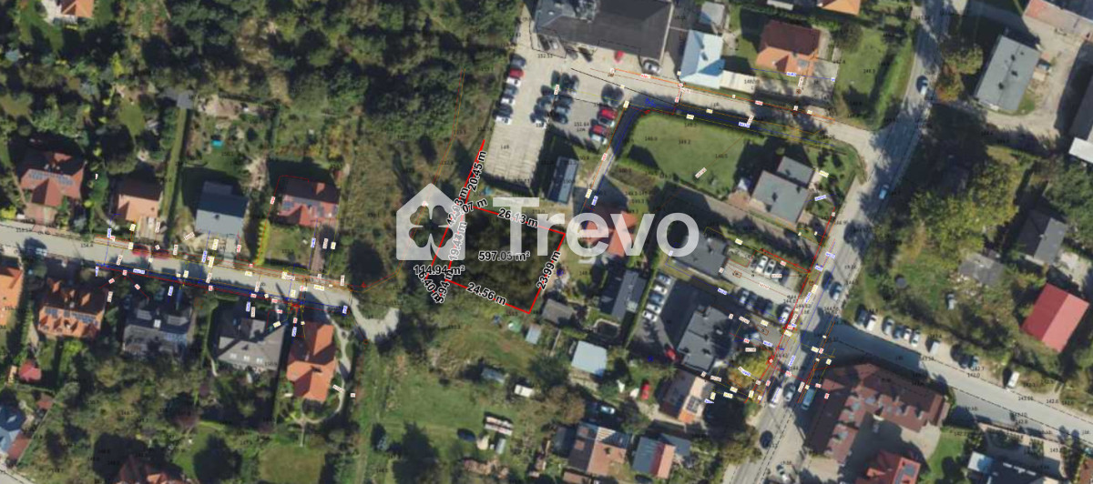 Media w drodze | Wśród zabudowy jednorodzinnej - Gallery Image 2