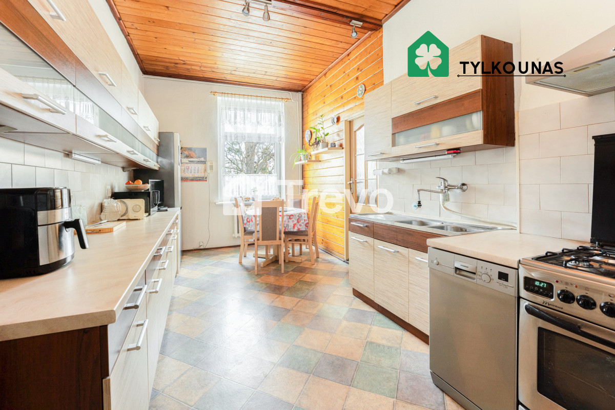 1 mieszkanie na piętro| wysoki sufit| dwustronne