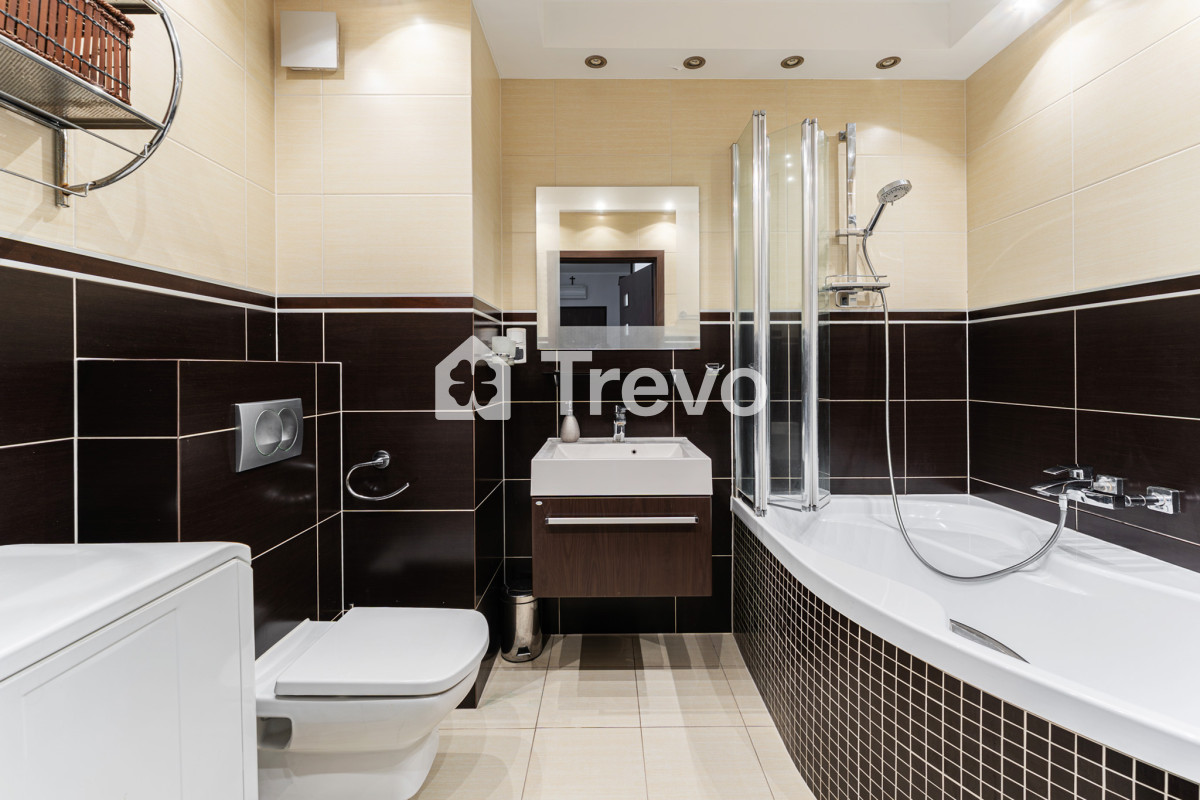 3 przestronne pokoje blisko tramwaju, parku, winda - Gallery Image 13