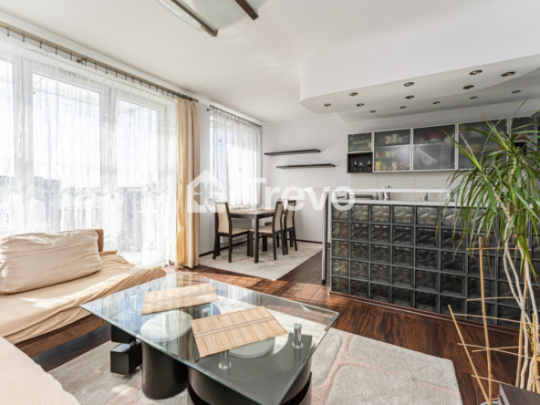 3 przestronne pokoje blisko tramwaju, parku, winda