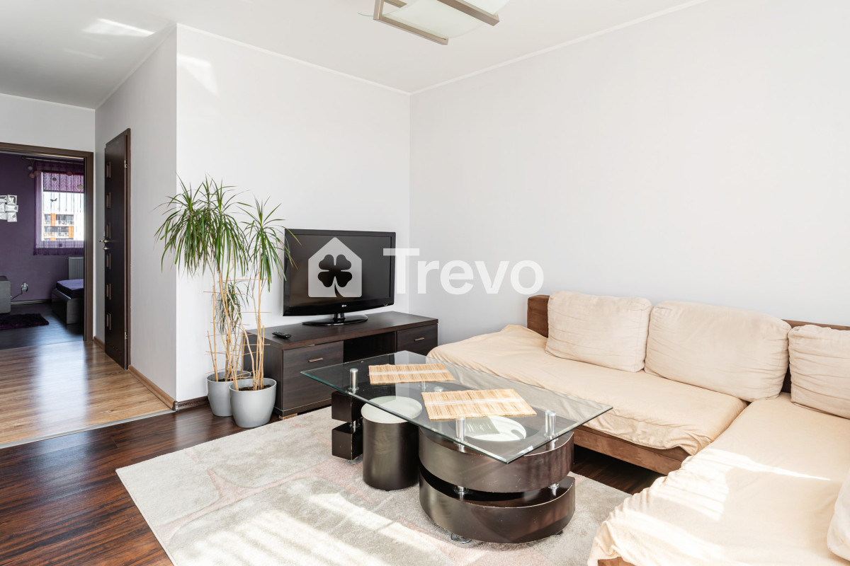 3 przestronne pokoje blisko tramwaju, parku, winda - Gallery Image 5