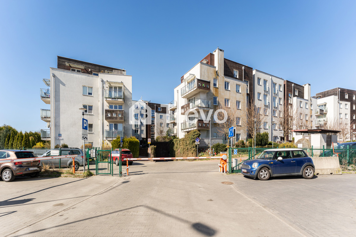 3 przestronne pokoje blisko tramwaju, parku, winda - Gallery Image 16