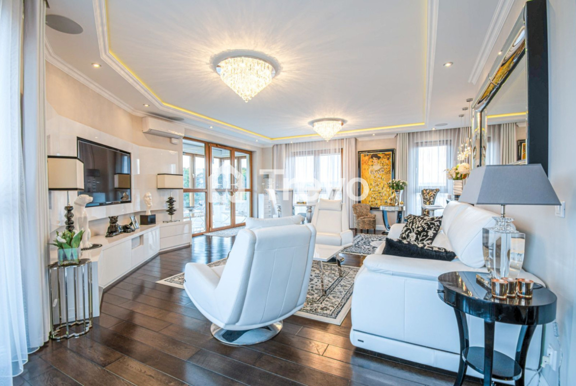 PRZEPIĘKNY, STYLOWY 3 POKOJOWY APARTAMENT, QUATTRO - Gallery Image 2