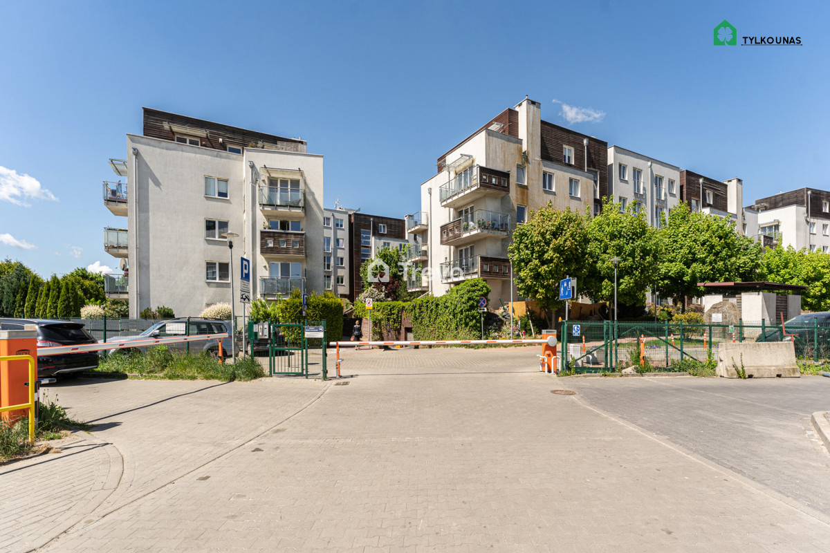 3 Pokoje blisko tramwaju, Winda, Dwa poziomy - Gallery Image 17