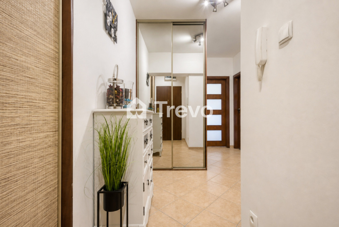 Miejsce w hali | Morena | Dobrze skomunikowane - Gallery Image 10