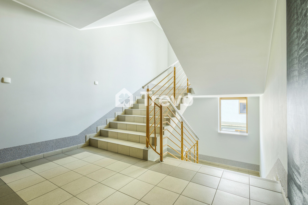 Miejsce w hali | Morena | Dobrze skomunikowane - Gallery Image 15