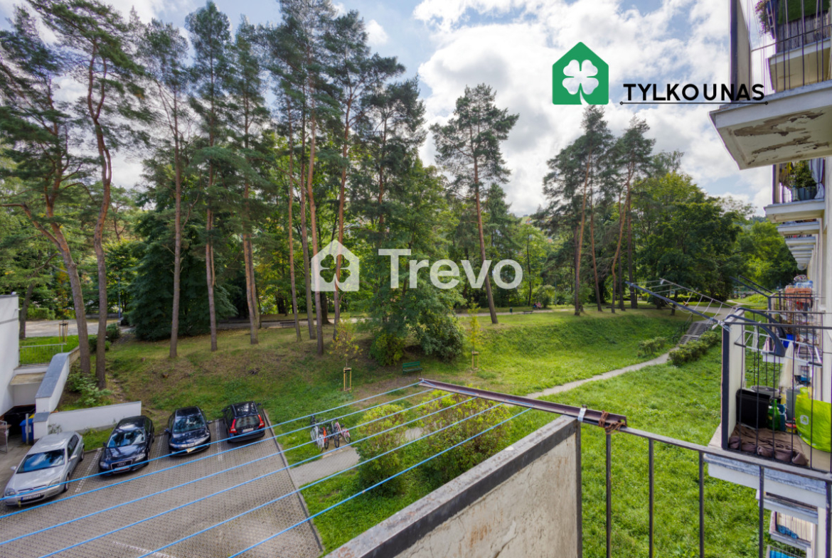 Widok na las | CO z sieci miejskiej | Balkon - Gallery Image 5