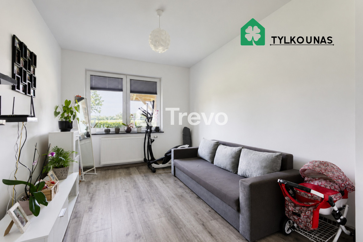 Nowoczesny dom z dużą działką w spokojnej okolicy - Gallery Image 13